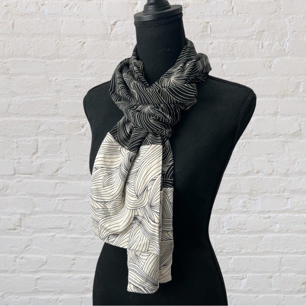 J Jill Elegant Black and White Scarf